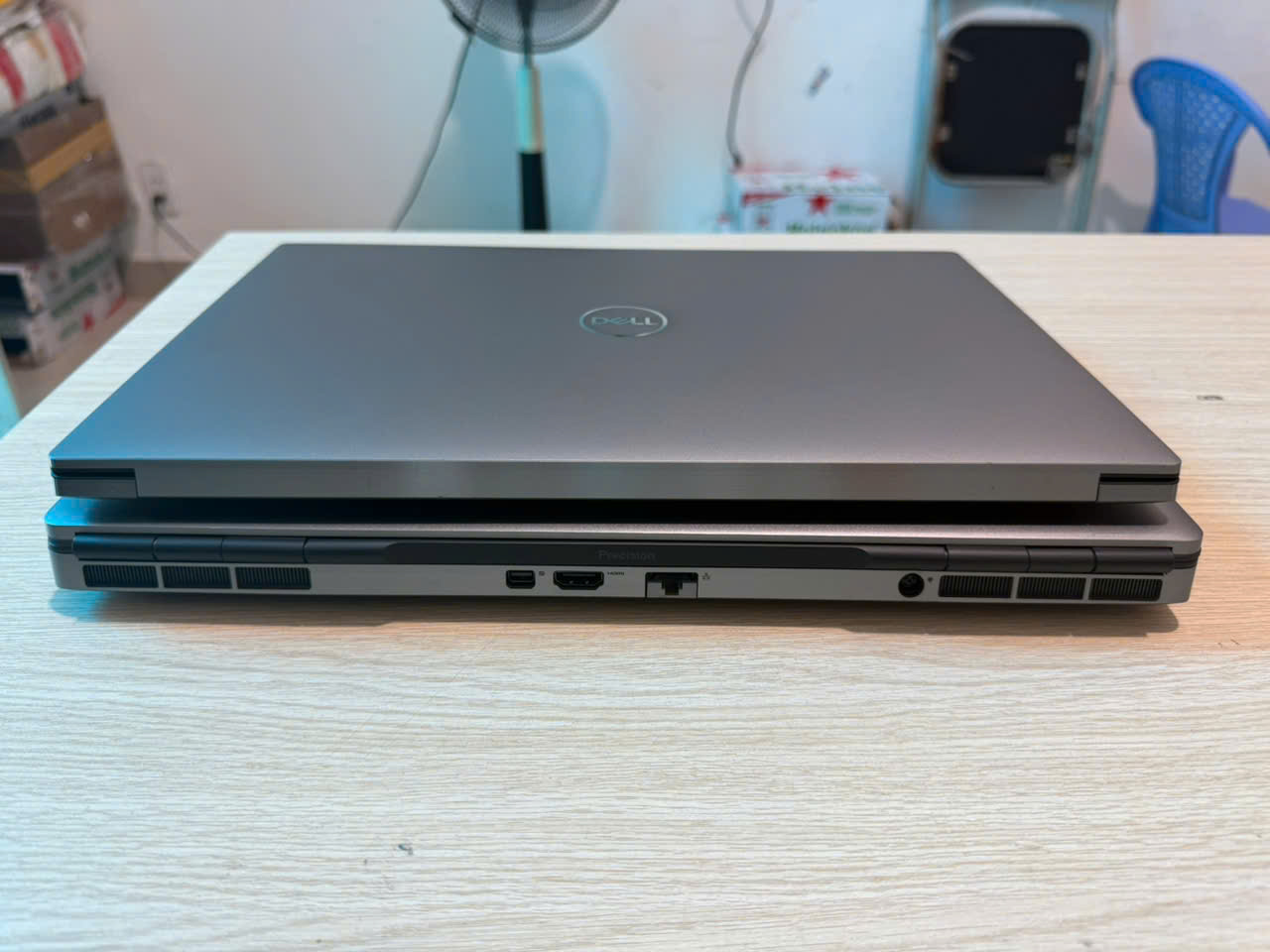 so sánh dell precision 7550 và 5550